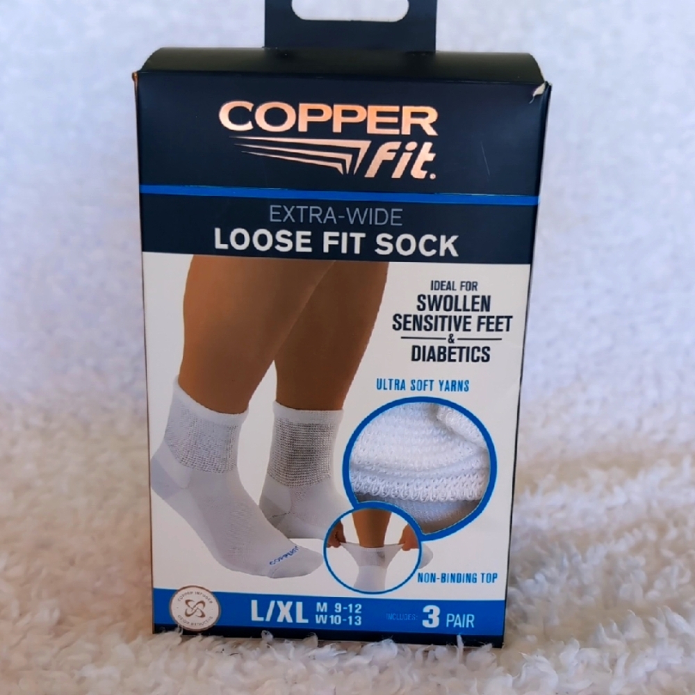 2 Boxes Of Mens White Loose Fit Socks 3 Pair In Each Box Never Worn, Brand New